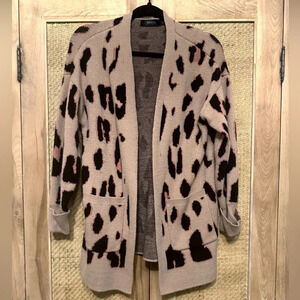 Oversized Leopard Cheetah Cardigan Pockets Size Large Super Soft Teacher Work